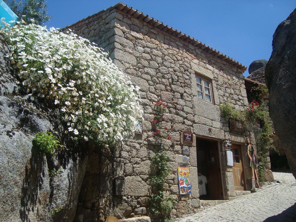 Pensión Taverna Lusitana Monsanto