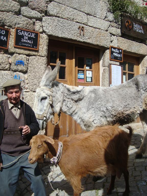 Taverna Lusitana Monsanto