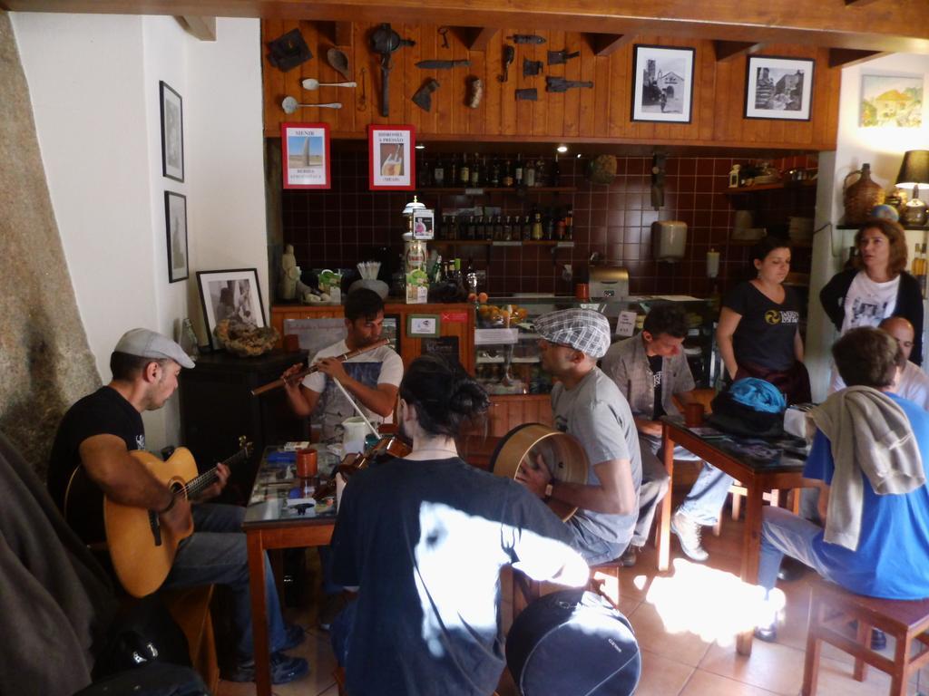 Taverna Lusitana Pensión *